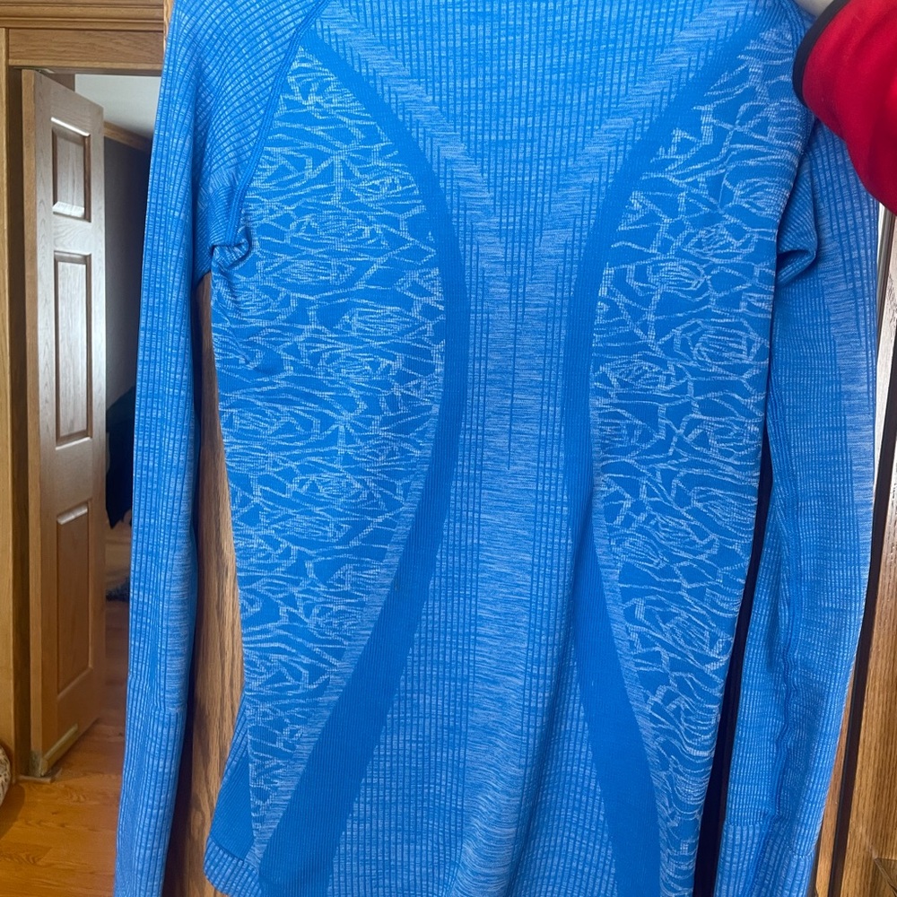 lululemon athletica Blue Long Sleeve Top